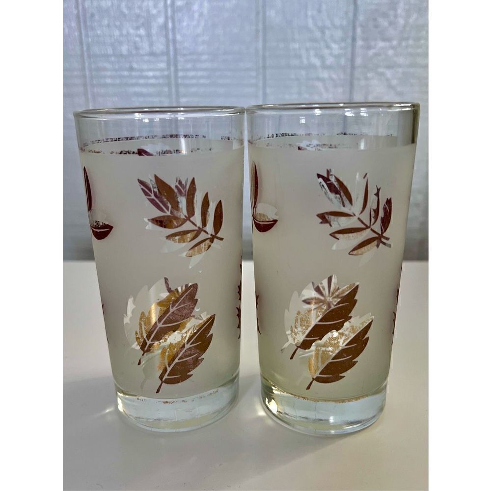Set of 2 Vintage Libbey Gold Leaf Frosted 12 oz Glasses